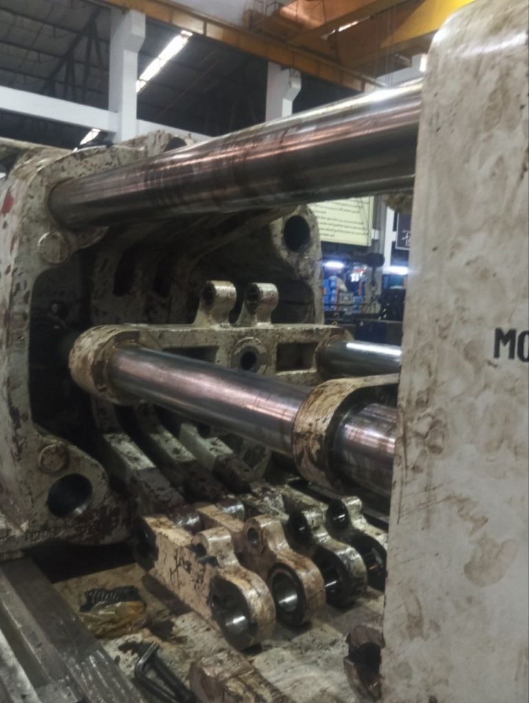 molding machine breakdown repair service