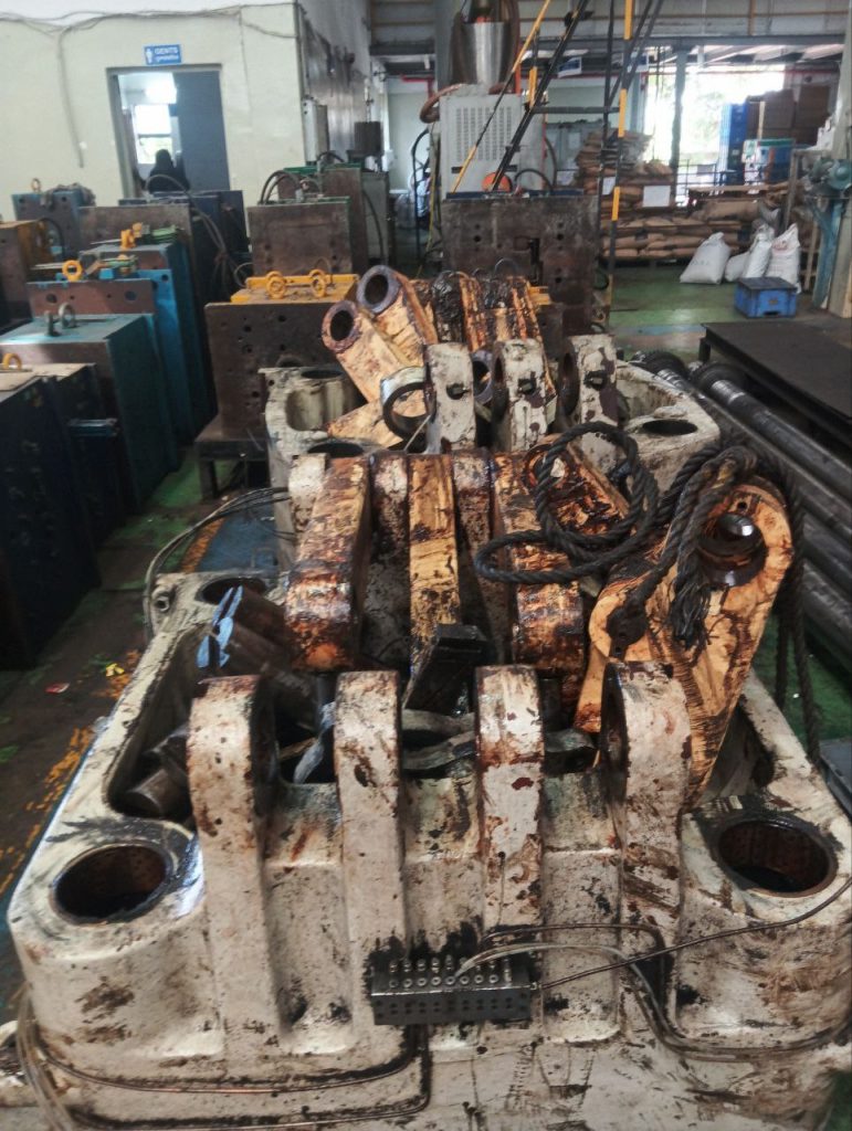 molding machine screw barrel repair